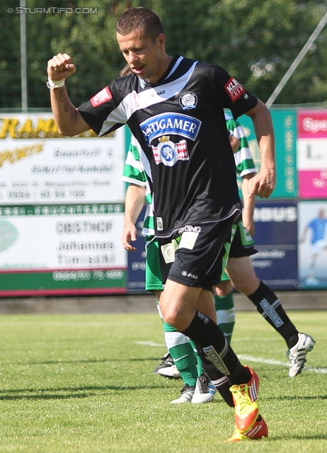 St. Margarethen - Sturm Graz
Testspiel, SC St. Margarethen a. d. Raab - SK Sturm Graz, Edi-Glieder-Stadion St. Margarethen a. d. Raab, 17.06.2012. 

Foto zeigt Nikola Komazek (Sturm)
