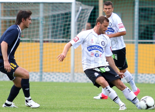 Sturm Graz - Metalurg Donezk
Testspiel, SK Sturm Graz - Metalurg Donezk, Sporzentrum Unterpremstaetten, 23.06.2012. 

Foto zeigt Juergen Saeumel (Sturm)
