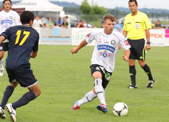 Sturm Graz - Metalurg Donezk
Testspiel, SK Sturm Graz - Metalurg Donezk, Sporzentrum Unterpremstaetten, 23.06.2012. 

Foto zeigt Christoph Kroepfl (Sturm)
