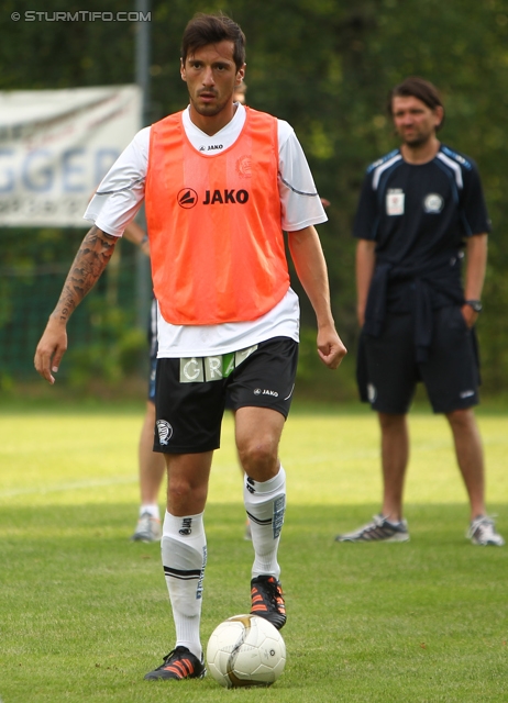 Sturm Graz - AS Trencin
Testspiel, SK Sturm Graz -AS Trencin, Hans-Grogger-Stadion Sonnhofen, 29.06.2012. 

Foto zeigt Nikola Vujadinovic (Sturm) und Peter Hyballa (Cheftrainer Sturm)
