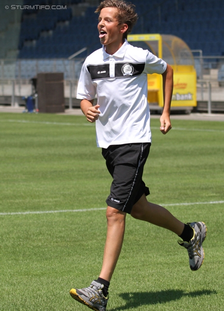 Sturm Graz Ankick 2012
Oesterreichische Fussball Bundesliga, SK Sturm Graz Ankick 2012, Stadion Liebenau Graz, 07.07.2012.

Foto zeigt einen Nachwuchsspieler von Sturm
