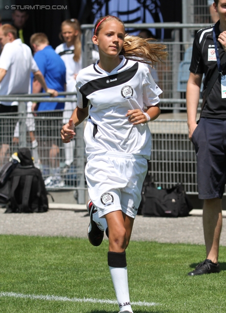 Sturm Graz Ankick 2012
Oesterreichische Fussball Bundesliga, SK Sturm Graz Ankick 2012, Stadion Liebenau Graz, 07.07.2012.

Foto zeigt eine Nachwuchsspielerin von Sturm
