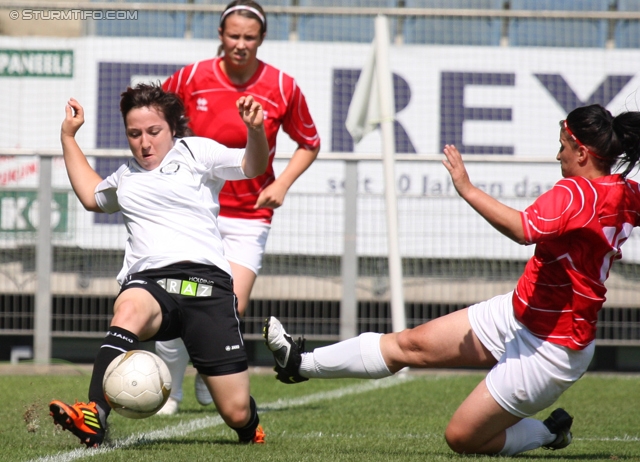 Sturm Graz Ankick 2012
Oesterreichische Fussball Bundesliga, SK Sturm Graz Ankick 2012, Sturm Damen - FC St. Veit Damen, Stadion Liebenau Graz, 07.07.2012.

Foto zeigt Kathrin Hermann (Sturm Damen)
