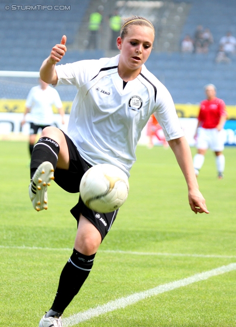 Sturm Graz Ankick 2012
Oesterreichische Fussball Bundesliga, SK Sturm Graz Ankick 2012, Sturm Damen - FC St. Veit Damen, Stadion Liebenau Graz, 07.07.2012.

Foto zeigt Stephanie Schachner (Sturm Damen)
