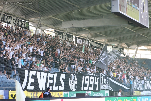 Sturm Graz Ankick 2012
Oesterreichische Fussball Bundesliga, SK Sturm Graz Ankick 2012, SK Sturm Graz - Partizan Belgrad, Stadion Liebenau Graz, 07.07.2012.

Foto zeigt Fans von Sturm
