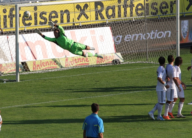 Sturm Graz Ankick 2012
Oesterreichische Fussball Bundesliga, SK Sturm Graz Ankick 2012, SK Sturm Graz - Partizan Belgrad, Stadion Liebenau Graz, 07.07.2012.

Foto zeigt Vladimir Stojkovic (Partizan)
