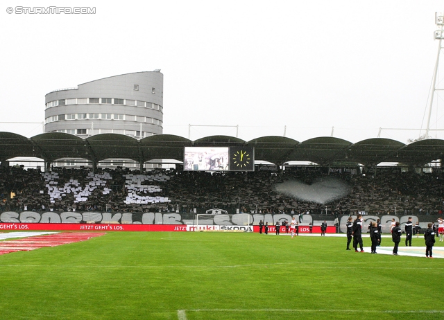 Sturm Graz - Salzburg
Oesterreichische Fussball Bundesliga, 1. Runde,  SK Sturm Graz - FC RB Salzburg, Stadion Liebenau Graz, 21.07.2012. 

Foto zeigt Fans von Sturm mit einer Choreografie
