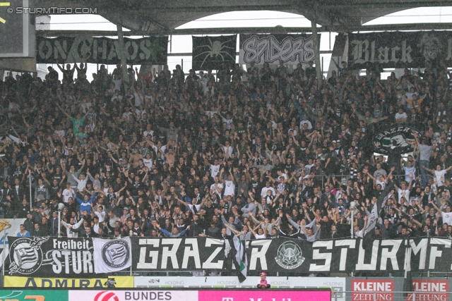 Sturm Graz - Salzburg
Oesterreichische Fussball Bundesliga, 1. Runde,  SK Sturm Graz - FC RB Salzburg, Stadion Liebenau Graz, 21.07.2012. 

Foto zeigt Fans von Sturm
