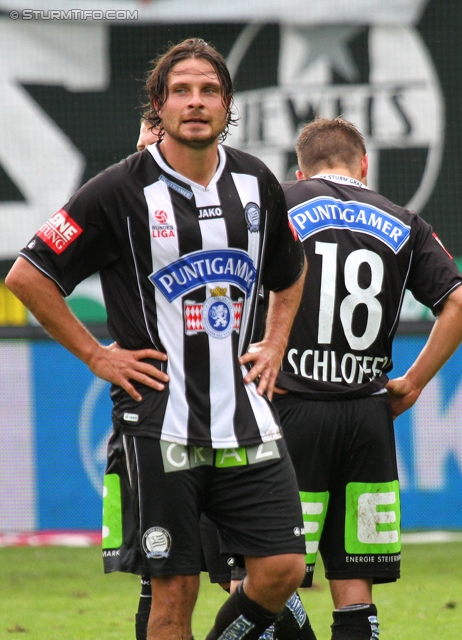 Sturm Graz - Salzburg
Oesterreichische Fussball Bundesliga, 1. Runde,  SK Sturm Graz - FC RB Salzburg, Stadion Liebenau Graz, 21.07.2012. 

Foto zeigt Imre Szabics (Sturm) und David Schloffer (Sturm)
Schlüsselwörter: enttaeuschung