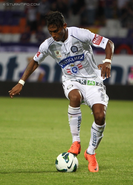 Austria Wien - Sturm Graz
Oesterreichische Fussball Bundesliga, 2. Runde,  FK Austria Wien - SK Sturm Graz, Franz-Horr-Stadion Wien, 28.07.2012. 

Foto zeigt Rubin Rafael Okotie (Sturm)
