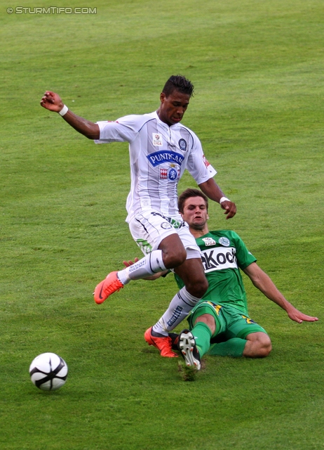 Mattersburg - Sturm Graz
Oesterreichische Fussball Bundesliga, 3. Runde,  SV Mattersburg - SK Sturm Graz, Pappelstadion Mattersburg, 04.08.2012. 

Foto zeigt Rubin Rafael Okotie (Sturm)
