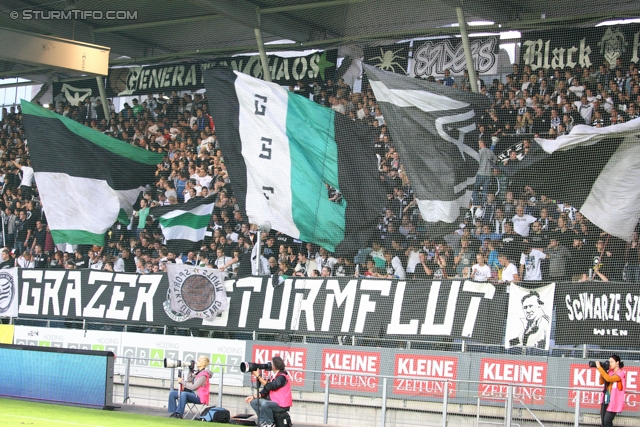 Sturm Graz - Wolfsberg
Oesterreichische Fussball Bundesliga, 4. Runde, SK Sturm Graz - Wolfsberger AC, Stadion Liebenau Graz, 11.08.2012. 

Foto zeigt  Fans von Sturm
