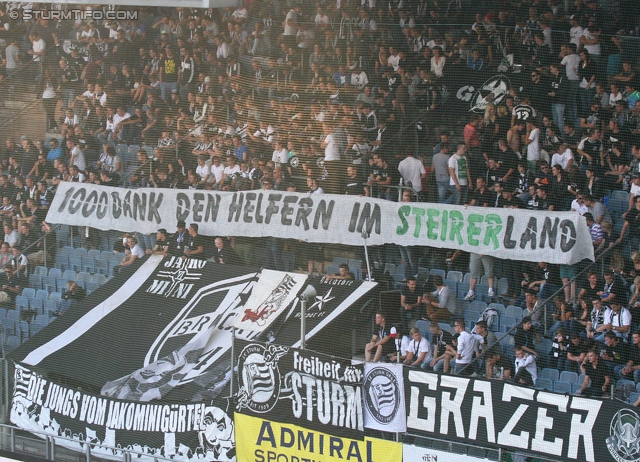 Sturm Graz - Wolfsberg
Oesterreichische Fussball Bundesliga, 4. Runde, SK Sturm Graz - Wolfsberger AC, Stadion Liebenau Graz, 11.08.2012. 

Foto zeigt  Fans von Sturm mit einem Spruchband
