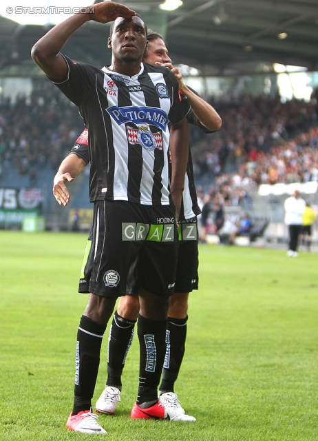 Sturm Graz - Wolfsberg
Oesterreichische Fussball Bundesliga, 4. Runde, SK Sturm Graz - Wolfsberger AC, Stadion Liebenau Graz, 11.08.2012. 

Foto zeigt Richard Sukuta-Pasu und Imre Szabics (Sturm)
