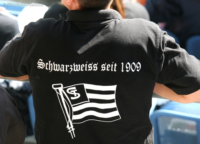Sturm Graz - Wolfsberg
Oesterreichische Fussball Bundesliga, 4. Runde, SK Sturm Graz - Wolfsberger AC, Stadion Liebenau Graz, 11.08.2012. 

Foto zeigt einen Fan von Sturm
