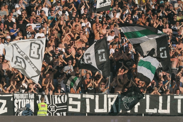 Rapid Wien - Sturm Graz
Oesterreichische Fussball Bundesliga, 5. Runde, SK Rapid Wien - SK Sturm Graz, Gerhard-Hanappi-Stadion Wien, 18.08.2012. 

Foto zeigt Fans von Sturm
