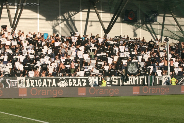 Rapid Wien - Sturm Graz
Oesterreichische Fussball Bundesliga, 5. Runde, SK Rapid Wien - SK Sturm Graz, Gerhard-Hanappi-Stadion Wien, 18.08.2012. 

Foto zeigt Fans von Sturm
