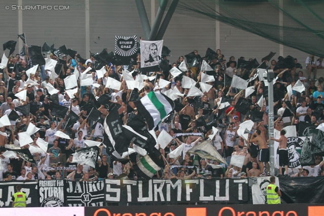 Rapid Wien - Sturm Graz
Oesterreichische Fussball Bundesliga, 5. Runde, SK Rapid Wien - SK Sturm Graz, Gerhard-Hanappi-Stadion Wien, 18.08.2012. 

Foto zeigt Fans von Sturm
