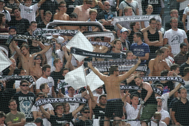 Rapid Wien - Sturm Graz
Oesterreichische Fussball Bundesliga, 5. Runde, SK Rapid Wien - SK Sturm Graz, Gerhard-Hanappi-Stadion Wien, 18.08.2012. 

Foto zeigt Fans von Sturm
