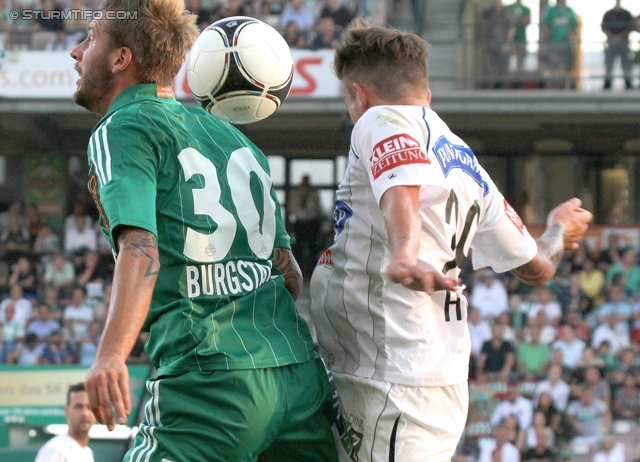 Rapid Wien - Sturm Graz
Oesterreichische Fussball Bundesliga, 5. Runde, SK Rapid Wien - SK Sturm Graz, Gerhard-Hanappi-Stadion Wien, 18.08.2012. 

Foto zeigt Guido Burgstaller (Rapid) und Philipp Huetter (Sturm)
