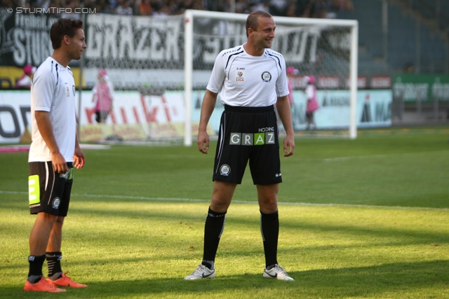 Sturm Graz - Admira Wacker
Oesterreichische Fussball Bundesliga, 6. Runde, SK Sturm Graz - FC Admira Wacker Moedling, Stadion Liebenau Graz, 25.08.2012. 

Foto zeigt David Schloffer (Sturm) und Ferdinand Feldhofer (Sturm) 
