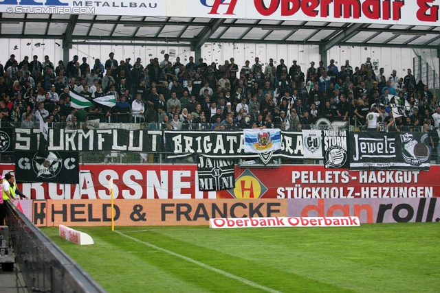 Ried - Sturm Graz
Oesterreichische Fussball Bundesliga, 7. Runde, SV Ried - SK Sturm Graz, Arena Ried, 01.09.2012. 

Foto zeigt Fans von Sturm
