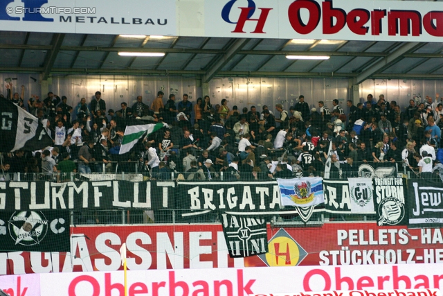 Ried - Sturm Graz
Oesterreichische Fussball Bundesliga, 7. Runde, SV Ried - SK Sturm Graz, Arena Ried, 01.09.2012. 

Foto zeigt Fans von Sturm
