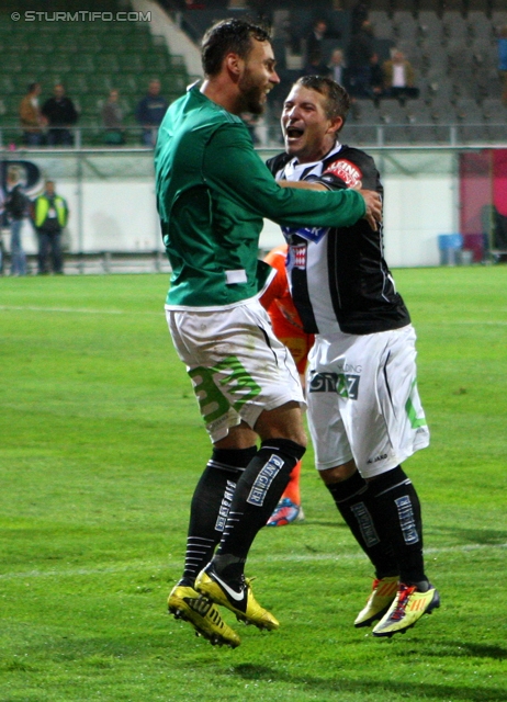 Ried - Sturm Graz
Oesterreichische Fussball Bundesliga, 7. Runde, SV Ried - SK Sturm Graz, Arena Ried, 01.09.2012. 

Foto zeigt Michael Madl und Christoph Kroepfl (Sturm)
