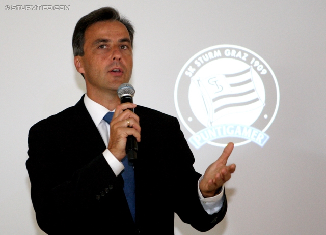 Zukunftsperspektiven UPC Arean
Oesterreichische Fussball Bundesliga, Praesentation Zukunftsperspektiven UPC Arena, VIP Club Stadion Liebenau Graz, 10.09.2012.

Foto zeigt Siegfried Nagl (Buergermeister)
