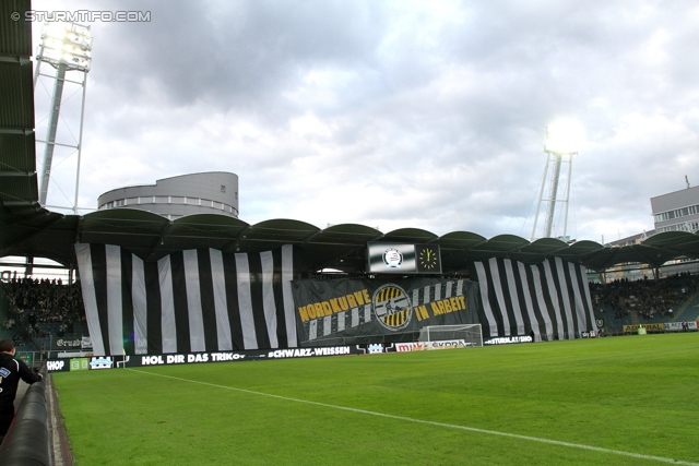 Sturm Graz - Innsbruck
Oesterreichische Fussball Bundesliga, 8. Runde, SK Sturm Graz - FC Wacker Innsbruck, Stadion Liebenau Graz, 15.09.2012. 

Foto zeigt Fans von Sturm mit einer Choreografie
