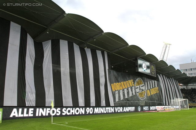 Sturm Graz - Innsbruck
Oesterreichische Fussball Bundesliga, 8. Runde, SK Sturm Graz - FC Wacker Innsbruck, Stadion Liebenau Graz, 15.09.2012. 

Foto zeigt Fans von Sturm mit einer Choreografie
