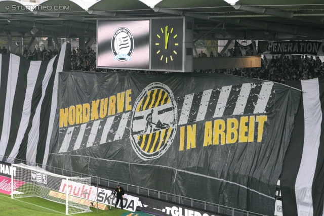 Sturm Graz - Innsbruck
Oesterreichische Fussball Bundesliga, 8. Runde, SK Sturm Graz - FC Wacker Innsbruck, Stadion Liebenau Graz, 15.09.2012. 

Foto zeigt Fans von Sturm mit einer Choreografie
