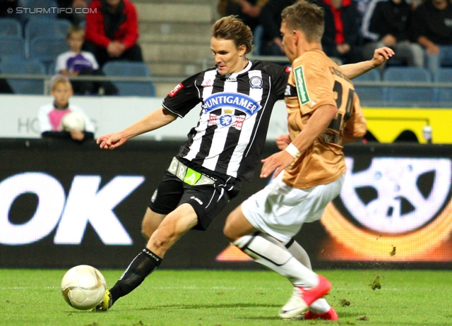 Sturm Graz - Innsbruck
Oesterreichische Fussball Bundesliga, 8. Runde, SK Sturm Graz - FC Wacker Innsbruck, Stadion Liebenau Graz, 15.09.2012. 

Foto zeigt Andreas Hoelzl (Sturm) und Christopher Wernitznig (Innsbruck)
