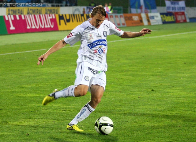 Wr. Neustadt - Sturm Graz
Oesterreichische Fussball Bundesliga, 9. Runde,  SC Wiener Neustadt - SK Sturm Graz,Stadion Wiener Neustadt, 22.05.2012. 

Foto zeigt Andreas Hoelzl (Sturm)
