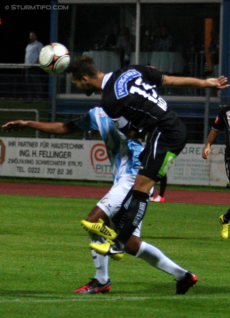 Schwechat - Sturm Graz
OEFB Cup, 2. Runde, SV Schwechat -  SK Sturm Graz, Rudolf Tonn Stadion Schwechat, 25.09.2012. 

Foto zeigt Michael Madl (Sturm)
