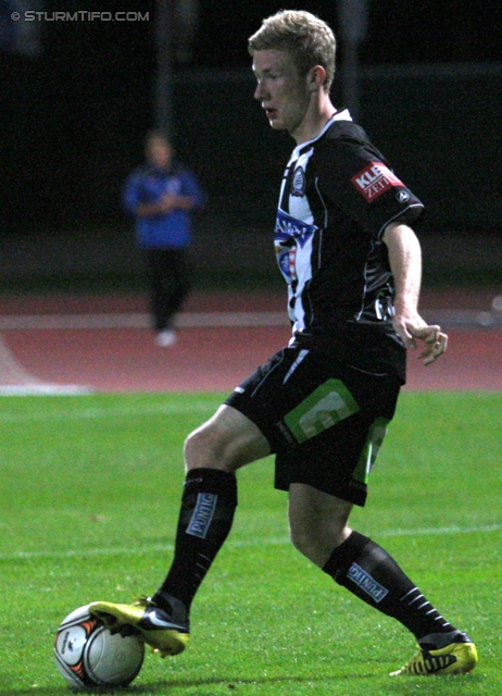 Schwechat - Sturm Graz
OEFB Cup, 2. Runde, SV Schwechat -  SK Sturm Graz, Rudolf Tonn Stadion Schwechat, 25.09.2012. 

Foto zeigt Florian Kainz (Sturm)
