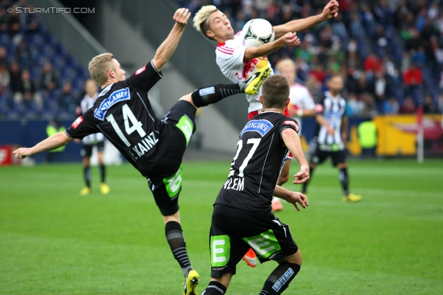 Salzburg - Sturm Graz
Oesterreichische Fussball Bundesliga, 10. Runde,  RB Salzburg - SK Sturm Graz, Stadion Wals-Siezenheim, 30.09.2012. 

Foto zeigt Florian Kainz (Sturm) und Christian Klem (Sturm)
