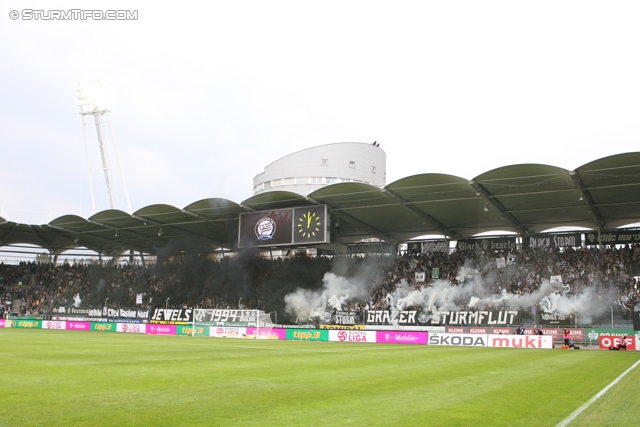 Sturm Graz - Austria Wien
Oesterreichische Fussball Bundesliga, 11. Runde, SK Sturm Graz - FK Austria Wien, Stadion Liebenau Graz, 07.10.2012. 

Foto zeigt Fans von Sturm mit einer Choreografie
Schlüsselwörter: pyrotechnik