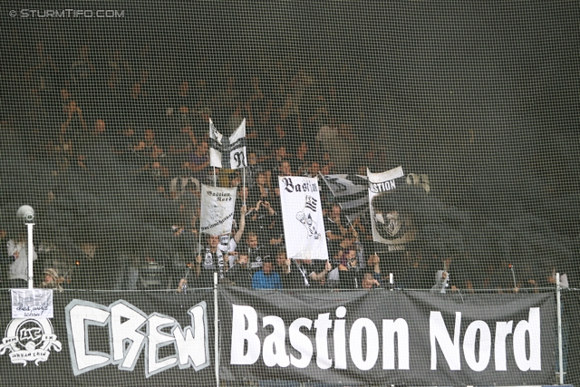 Sturm Graz - Austria Wien
Oesterreichische Fussball Bundesliga, 11. Runde, SK Sturm Graz - FK Austria Wien, Stadion Liebenau Graz, 07.10.2012. 

Foto zeigt Fans von Sturm mit einer Choreografie
Schlüsselwörter: pyrotechnik