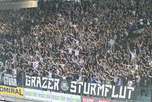 Sturm Graz - Austria Wien
Oesterreichische Fussball Bundesliga, 11. Runde, SK Sturm Graz - FK Austria Wien, Stadion Liebenau Graz, 07.10.2012. 

Foto zeigt Fans von Sturm
