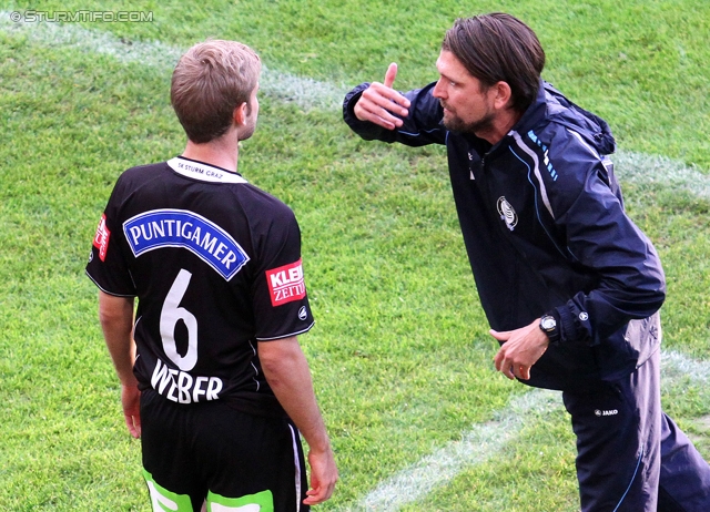 Sturm Graz - Austria Wien
Oesterreichische Fussball Bundesliga, 11. Runde, SK Sturm Graz - FK Austria Wien, Stadion Liebenau Graz, 07.10.2012. 

Foto zeigt Manuel Weber (Sturm) und Peter Hyballa (Cheftrainer Sturm)
Schlüsselwörter: diskussion