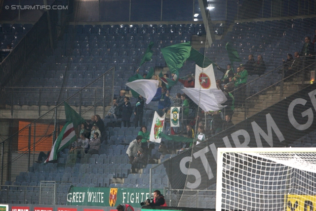 Sturm Graz - Mattersburg
Oesterreichische Fussball Bundesliga, 12. Runde, SK Sturm Graz - SV Mattersburg, Stadion Liebenau Graz, 20.10.2012. 

Foto zeigt Fans von Mattersburg
