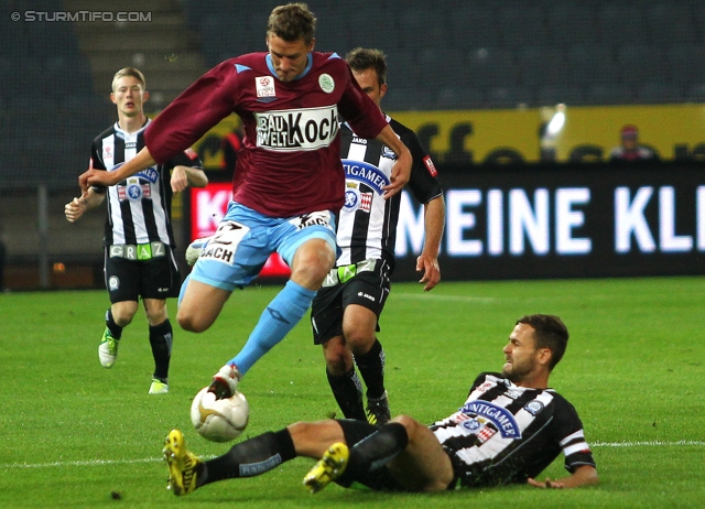 Sturm Graz - Mattersburg
Oesterreichische Fussball Bundesliga, 12. Runde, SK Sturm Graz - SV Mattersburg, Stadion Liebenau Graz, 20.10.2012. 

Foto zeigt Michael Madl (Sturm)
