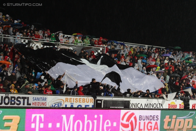 Wolfsberg - Sturm Graz
Oesterreichische Fussball Bundesliga, 13. Runde,  Wolfsberger AC - SK Sturm Graz, Lavanttal-Arena Wolfsberg, 27.10.2012. 

Foto zeigt Fans von Wolfsberg mit einer Choreografie
