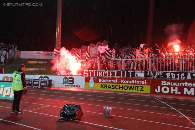 Wolfsberg - Sturm Graz
Oesterreichische Fussball Bundesliga, 13. Runde,  Wolfsberger AC - SK Sturm Graz, Lavanttal-Arena Wolfsberg, 27.10.2012. 

Foto zeigt Fans von Sturm mit einer Choreografie
