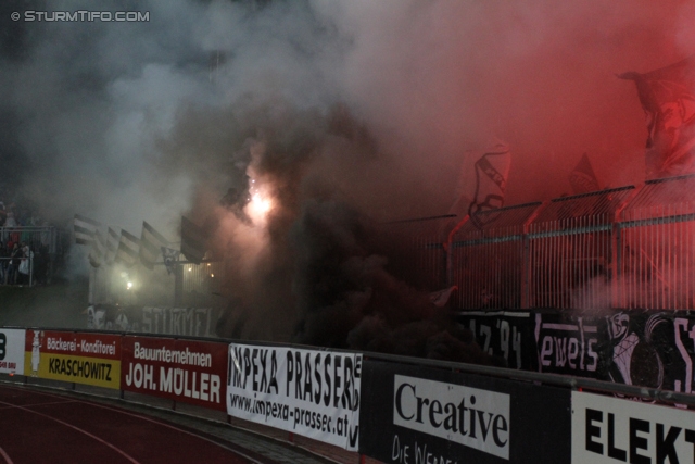 Wolfsberg - Sturm Graz
Oesterreichische Fussball Bundesliga, 13. Runde,  Wolfsberger AC - SK Sturm Graz, Lavanttal-Arena Wolfsberg, 27.10.2012. 

Foto zeigt Fans von Sturm mit einer Choreografie
