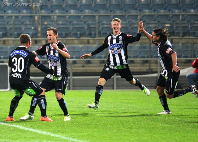 Sturm Graz - Innsbruck
OEFB Cup, Achtelfinale,SK Sturm Graz - FC Wacker Innsbruck, Stadion Liebenau Graz, 30.10.2012. 

Foto zeigt Christoph Kroepfl (Sturm), Christian Klem (Sturm), Florian Kainz (Sturm) und Imre Szabics (Sturm)
Schlüsselwörter: torjubel