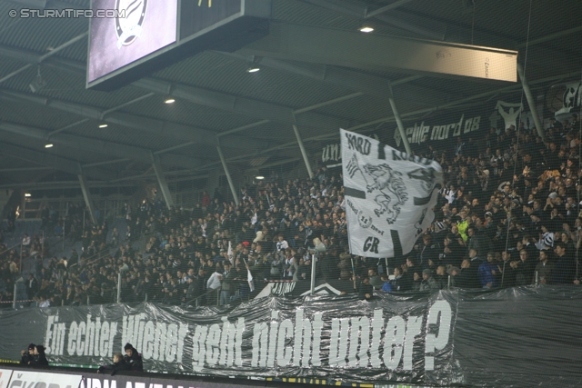 Sturm Graz - Rapid Wien
Oesterreichische Fussball Bundesliga, 14. Runde, SK Sturm Graz - SK Rapid Wien, Stadion Liebenau Graz, 03.11.2012. 

Foto zeigt Fans von Sturm mit einem Spruchband
