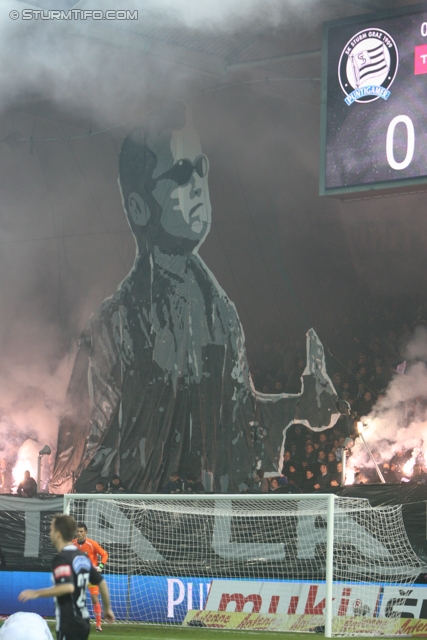 Sturm Graz - Rapid Wien
Oesterreichische Fussball Bundesliga, 14. Runde, SK Sturm Graz - SK Rapid Wien, Stadion Liebenau Graz, 03.11.2012. 

Foto zeigt Fans von Sturm mit einer Choreografie
Schlüsselwörter: pyrotechnik