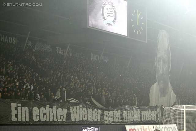 Sturm Graz - Rapid Wien
Oesterreichische Fussball Bundesliga, 14. Runde, SK Sturm Graz - SK Rapid Wien, Stadion Liebenau Graz, 03.11.2012. 

Foto zeigt Fans von Sturm mit einer Choreografie
